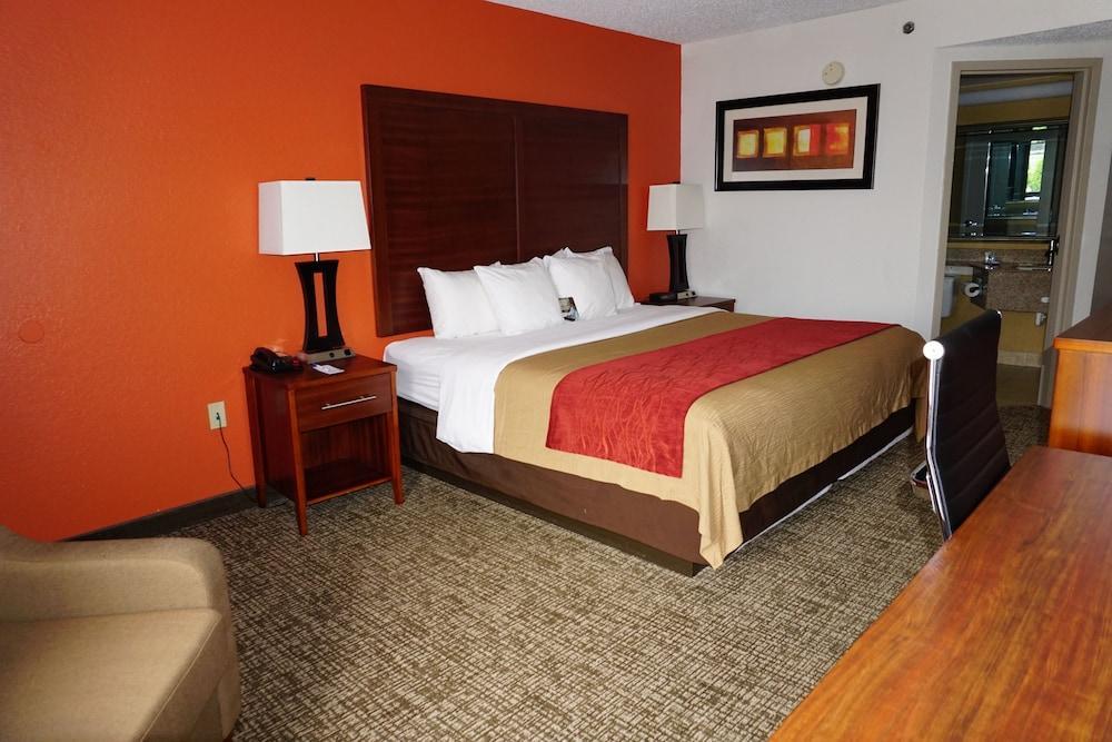 Comfort Inn Greensboro - Kernersville Exterior photo