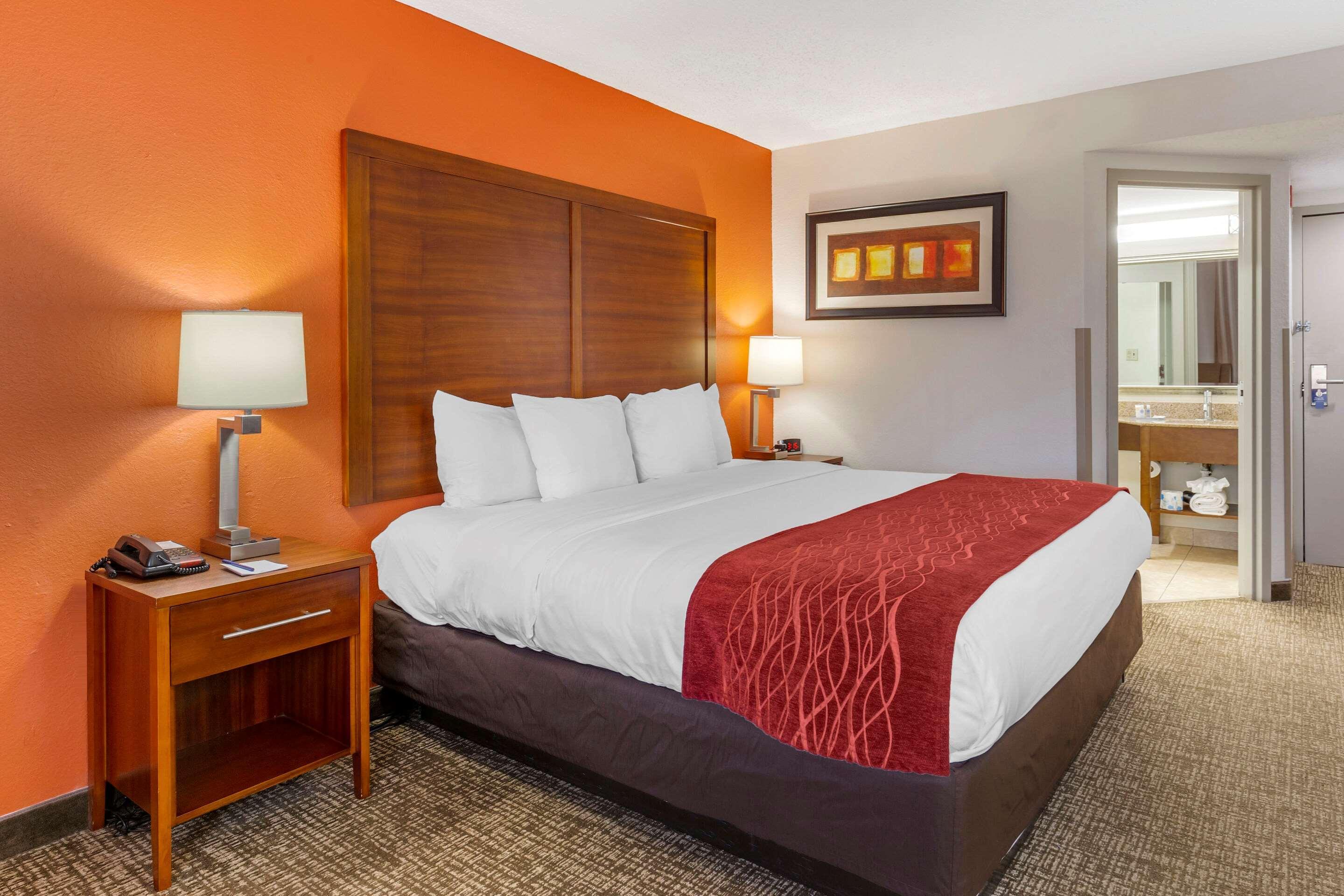 Comfort Inn Greensboro - Kernersville Exterior photo