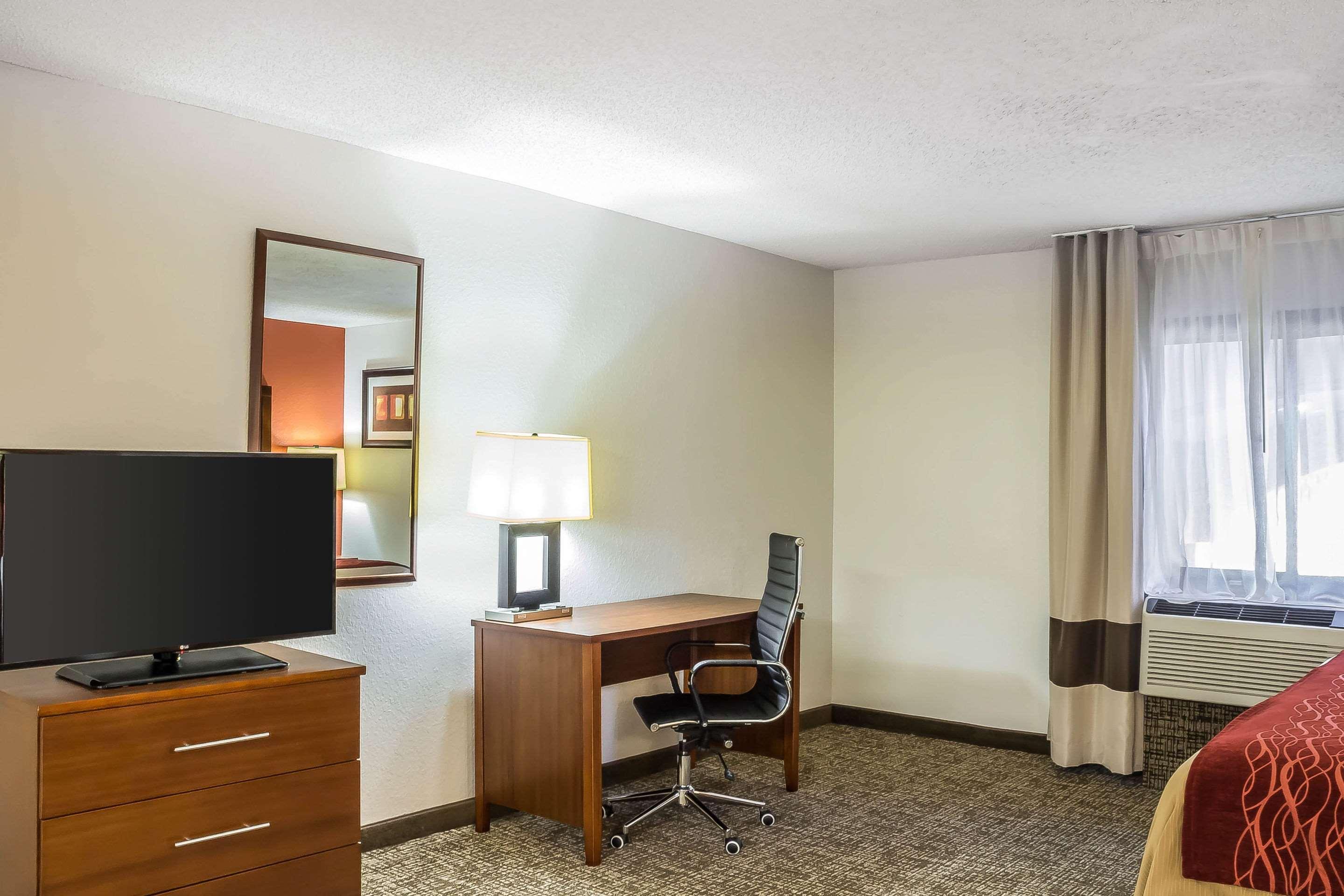Comfort Inn Greensboro - Kernersville Exterior photo