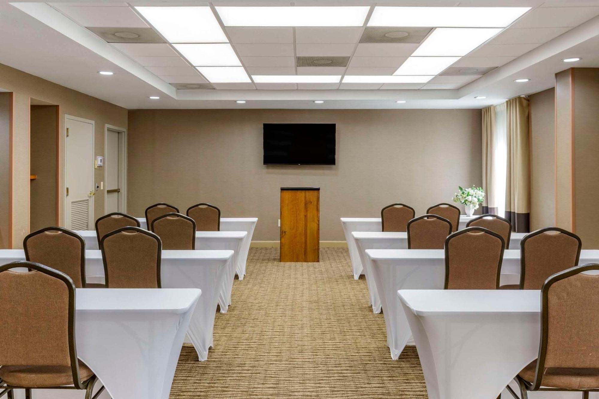Comfort Inn Greensboro - Kernersville Exterior photo