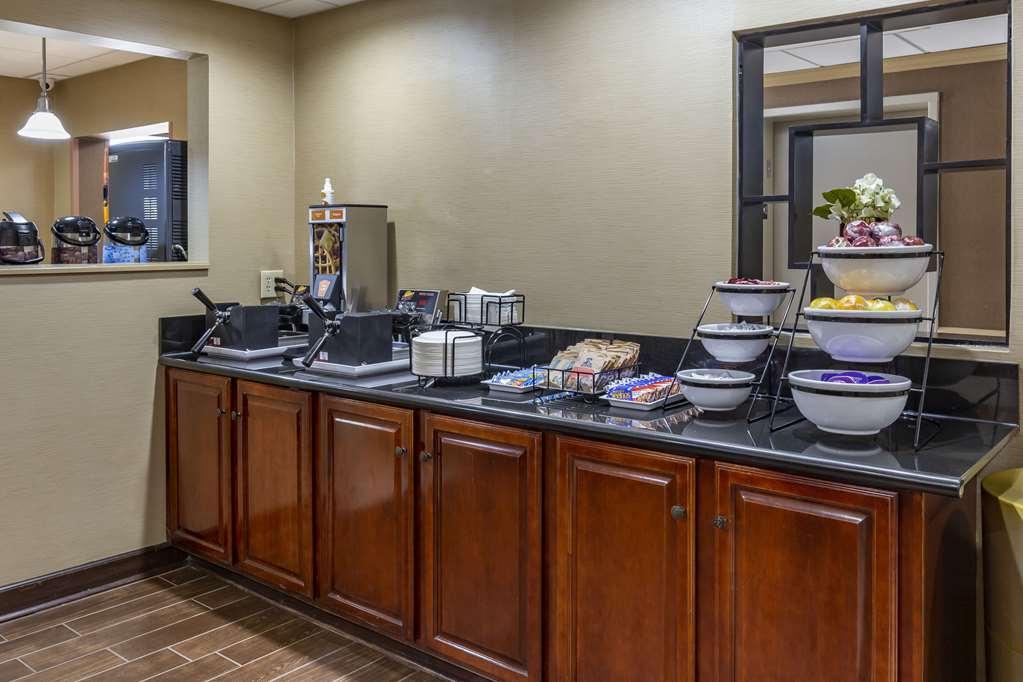Comfort Inn Greensboro - Kernersville Restaurant photo